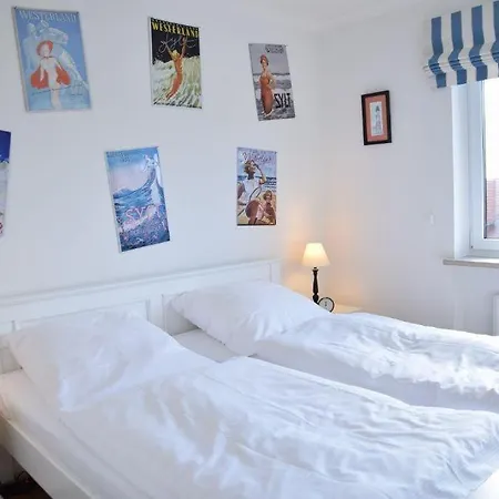 2-zimmer-appartement In Der 2. Etage Des Hauses.
